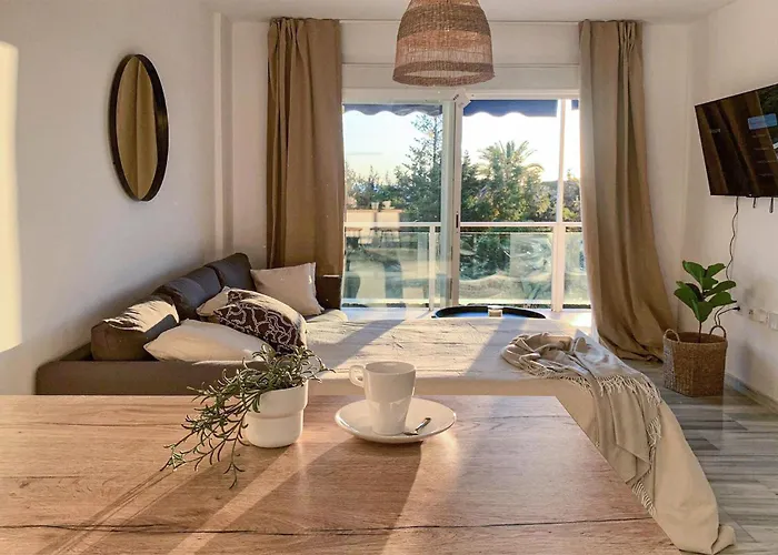 1 Bedroom Cozy In شقة *