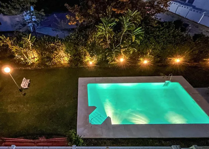 Daire 1 Bedroom Cozy In Marbella